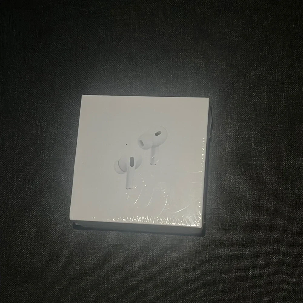 Apple White Wireless Earbuds